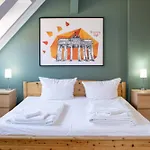 St Christopher\'S Apartments